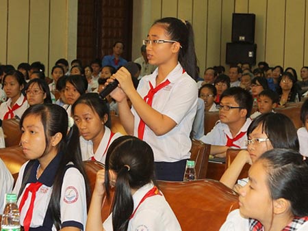 Học sinh “khát” tư vấn học đường - 1 Học sinh “khát” tư vấn học đường - 1