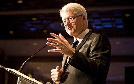 Cựu tổng thống Mỹ Bill Clinton phải mổ tim khẩn cấp - 1
