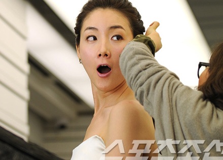 Choi Ji Woo và Bae Yong Joon lại tái hợp - 5 Choi Ji Woo và Bae Yong Joon lại tái hợp - 5
