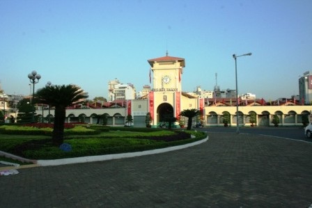 TPHCM yên ắng ngày đầu xuân - 3