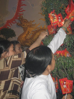 Mãn nhãn với màn pháo hoa đêm giao thừa - 13 Mãn nhãn với màn pháo hoa đêm giao thừa - 13