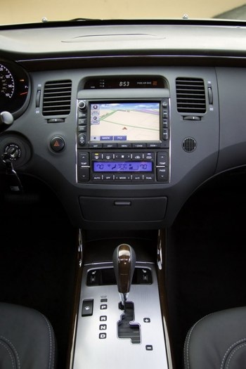 Hyundai Azera 2011 - Mạnh mẽ hơn - 9 Hyundai Azera 2011 - Mạnh mẽ hơn - 9