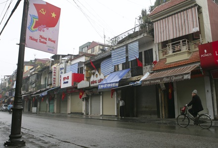 Hà Nội thênh thang sáng mồng 1 - 2 Hà Nội thênh thang sáng mồng 1 - 2