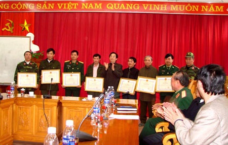 Dập tắt đám cháy 7 ngày trong rừng quốc gia Hoàng Liên - 3 Dập tắt đám cháy 7 ngày trong rừng quốc gia Hoàng Liên - 3