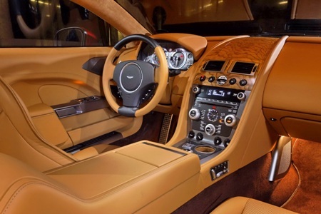 Cận cảnh “nữ hoàng” Aston Martin Rapide - 10 Cận cảnh “nữ hoàng” Aston Martin Rapide - 10