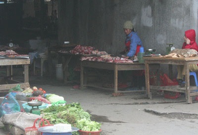 Quán hàng chộn rộn chọn ngày mở cửa - 2