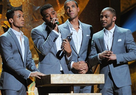 Lady Gaga thắng lớn tại lễ trao giải Brit Awards 2010 - 2 Lady Gaga thắng lớn tại lễ trao giải Brit Awards 2010 - 2