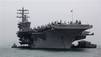 Tàu sân bay Mỹ ghé Hồng Kông - 4