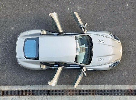 Cận cảnh “nữ hoàng” Aston Martin Rapide - 8 Cận cảnh “nữ hoàng” Aston Martin Rapide - 8