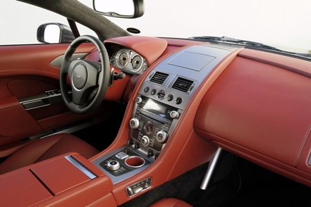 Cận cảnh “nữ hoàng” Aston Martin Rapide - 15 Cận cảnh “nữ hoàng” Aston Martin Rapide - 15