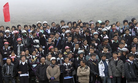 Mở Hội xuân độc đáo dưới chân núi Phan Si Păng - 10