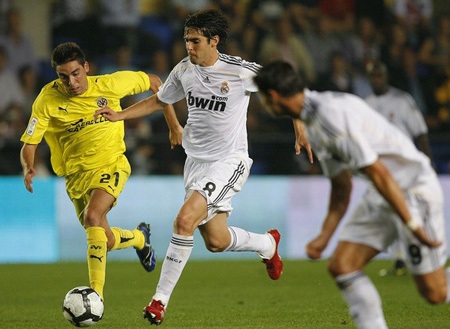 C. Ronaldo rực sáng, Real Madrid hạ Villarreal bằng tỷ số tennis - 2