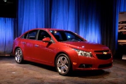 Tổng thống Obama khen xe Chevy Cruze - 2