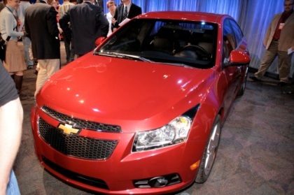 Tổng thống Obama khen xe Chevy Cruze - 3