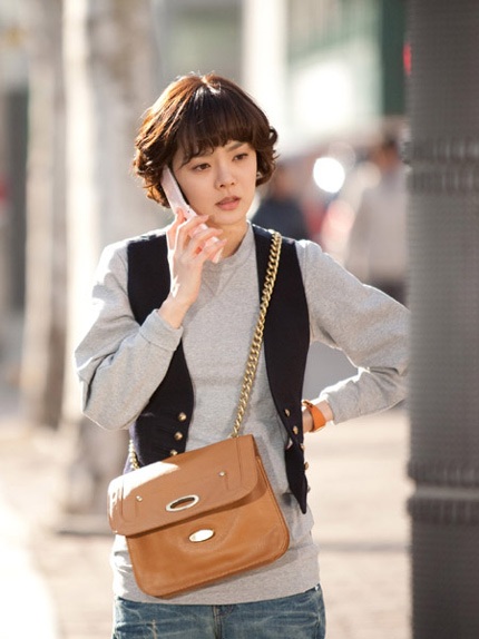 Hình ảnh “nóng” về bà nội trợ Chae Rim - 2