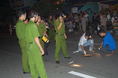 Dùng dao mổ lợn gây án mạng trong quán cà phê - 1