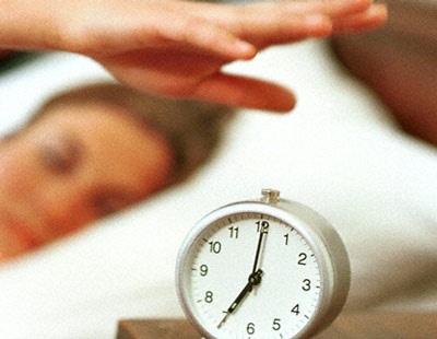 Vợ chồng son đừng quyết tâm dậy sớm - 1