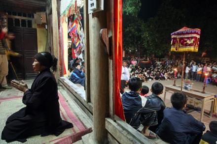 Đêm xuân tình hội Trám - 4 Đêm xuân tình hội Trám - 4