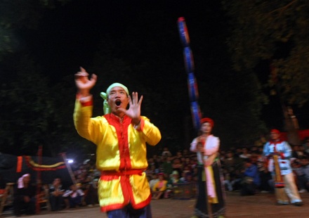 Đêm xuân tình hội Trám - 9 Đêm xuân tình hội Trám - 9