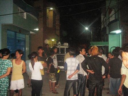 Một người kinh doanh gà cảnh chết bất thường tại nhà riêng - 1