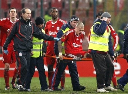 Skrtel gãy ngón chân, Liverpool vui không trọn vẹn - 1
