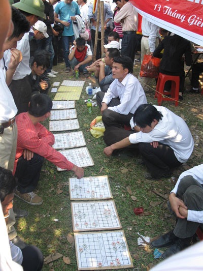 Sới bạc rộn ràng cùng lễ hội đầu xuân - 4 Sới bạc rộn ràng cùng lễ hội đầu xuân - 4