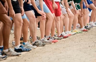 Nguy cơ khi đi giày thể thao không phù hợp - 1 Nguy cơ khi đi giày thể thao không phù hợp - 1