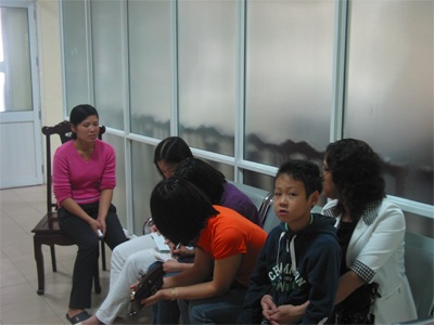 Đông đảo bạn đọc giúp đỡ bé 3 tuổi bị bỏng vôi toàn thân - 1 Đông đảo bạn đọc giúp đỡ bé 3 tuổi bị bỏng vôi toàn thân - 1