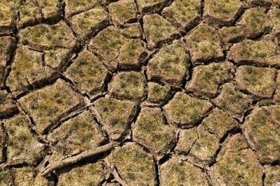 Thị trấn chìm nghỉm "nổi" trở lại sau 25 năm - 11