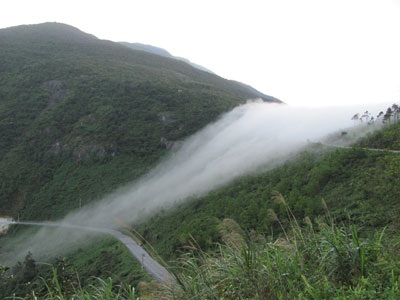 Sương mù trên “đỉnh trời” - 1 Sương mù trên “đỉnh trời” - 1