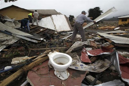 Động đất Chile: Tan hoang vùng gần tâm chấn - 8