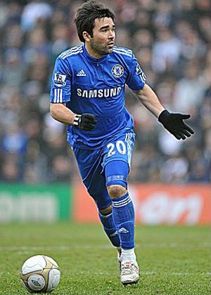 Deco muốn được Ancelotti “giải thoát” - 1