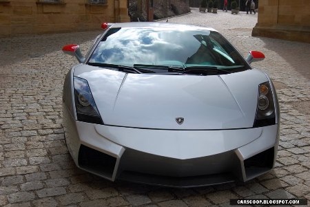 Khoác áo” Reventon cho Lamborghini Gallardo | Báo Dân trí