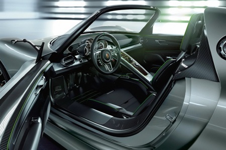 Porsche 918 Spyder Concept lăn bánh - 3