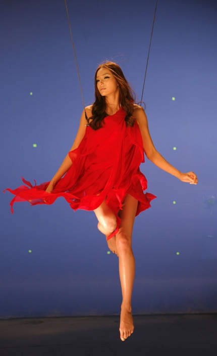 “Barbie xứ Hàn” duyên dáng bên Lee Byung Heon - 3