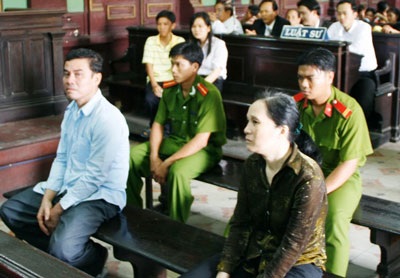 Hủy án sơ thẩm vụ con giết mẹ đẻ, phi tang - 1 Hủy án sơ thẩm vụ con giết mẹ đẻ, phi tang - 1