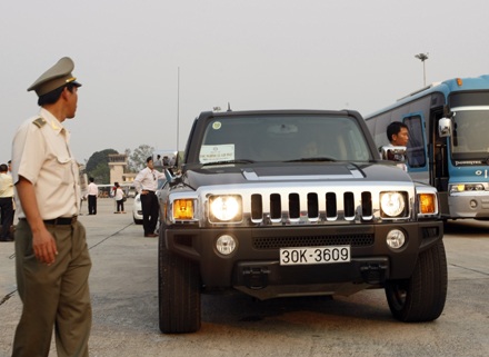 Limousine đón xá lợi về Ninh Bình - 8 Limousine đón xá lợi về Ninh Bình - 8