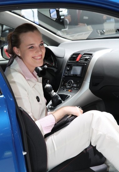 Người đẹp Triển lãm Geneva 2010 (2) - 10