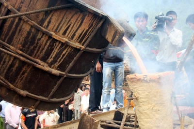 Tượng đài Thánh Gióng được hoàn thành sau giọt đồng cuối cùng - 10 Tượng đài Thánh Gióng được hoàn thành sau giọt đồng cuối cùng - 10