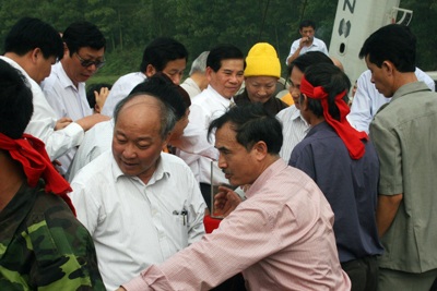 Tượng đài Thánh Gióng được hoàn thành sau giọt đồng cuối cùng - 6 Tượng đài Thánh Gióng được hoàn thành sau giọt đồng cuối cùng - 6
