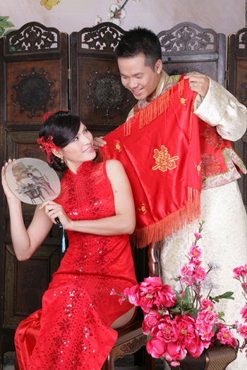 Siêu mẫu Ngọc Hà hồi hộp trong lễ ăn hỏi - 8 Siêu mẫu Ngọc Hà hồi hộp trong lễ ăn hỏi - 8