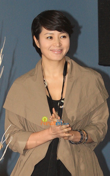 Kim Hye Soo - Vẻ rạng rỡ của người phụ nữ đang yêu - 6 Kim Hye Soo - Vẻ rạng rỡ của người phụ nữ đang yêu - 6