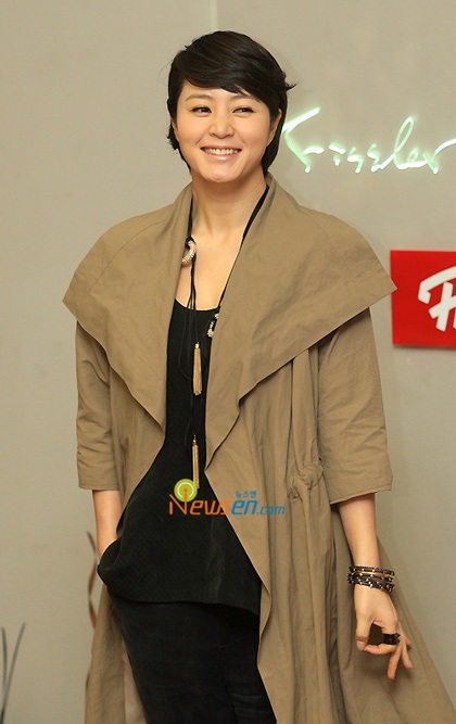 Kim Hye Soo - Vẻ rạng rỡ của người phụ nữ đang yêu - 9 Kim Hye Soo - Vẻ rạng rỡ của người phụ nữ đang yêu - 9