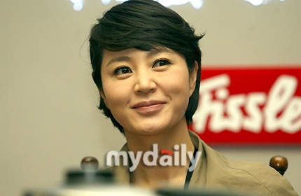 Kim Hye Soo - Vẻ rạng rỡ của người phụ nữ đang yêu - 11 Kim Hye Soo - Vẻ rạng rỡ của người phụ nữ đang yêu - 11