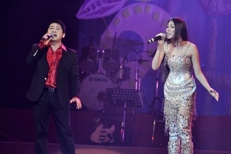 Ngắm các cặp song ca trong đêm “Hoa cúc vàng tháng 3” - 3