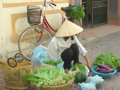 Xuôi ngược mưu sinh trong ngày 8 tháng 3 - 2