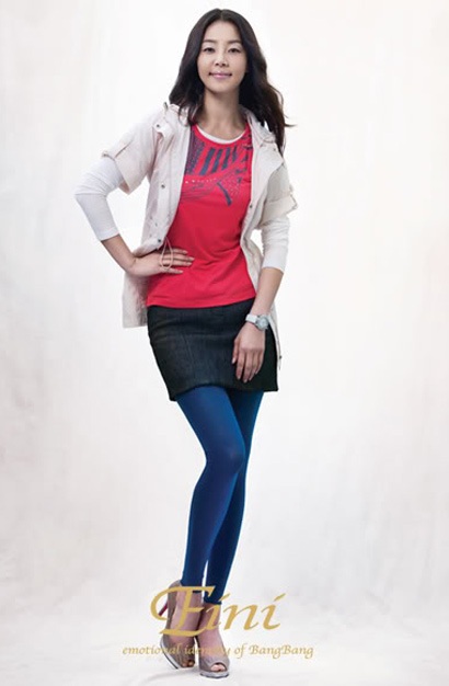 Han Ji Hye rực rỡ với thời trang Bang Bang - 4 Han Ji Hye rực rỡ với thời trang Bang Bang - 4