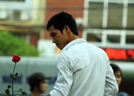 Đàn ông và ngày dành cho “một nửa thế giới” - 16 Đàn ông và ngày dành cho “một nửa thế giới” - 16