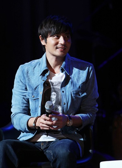 Jang Dong Gun: “Tôi sẽ làm đám cưới với người bạn thân nhất” - 1 Jang Dong Gun: “Tôi sẽ làm đám cưới với người bạn thân nhất” - 1