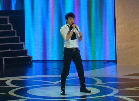 Nguyên Vũ và Thủy Tiên giành giải Album Vàng - 2 Nguyên Vũ và Thủy Tiên giành giải Album Vàng - 2